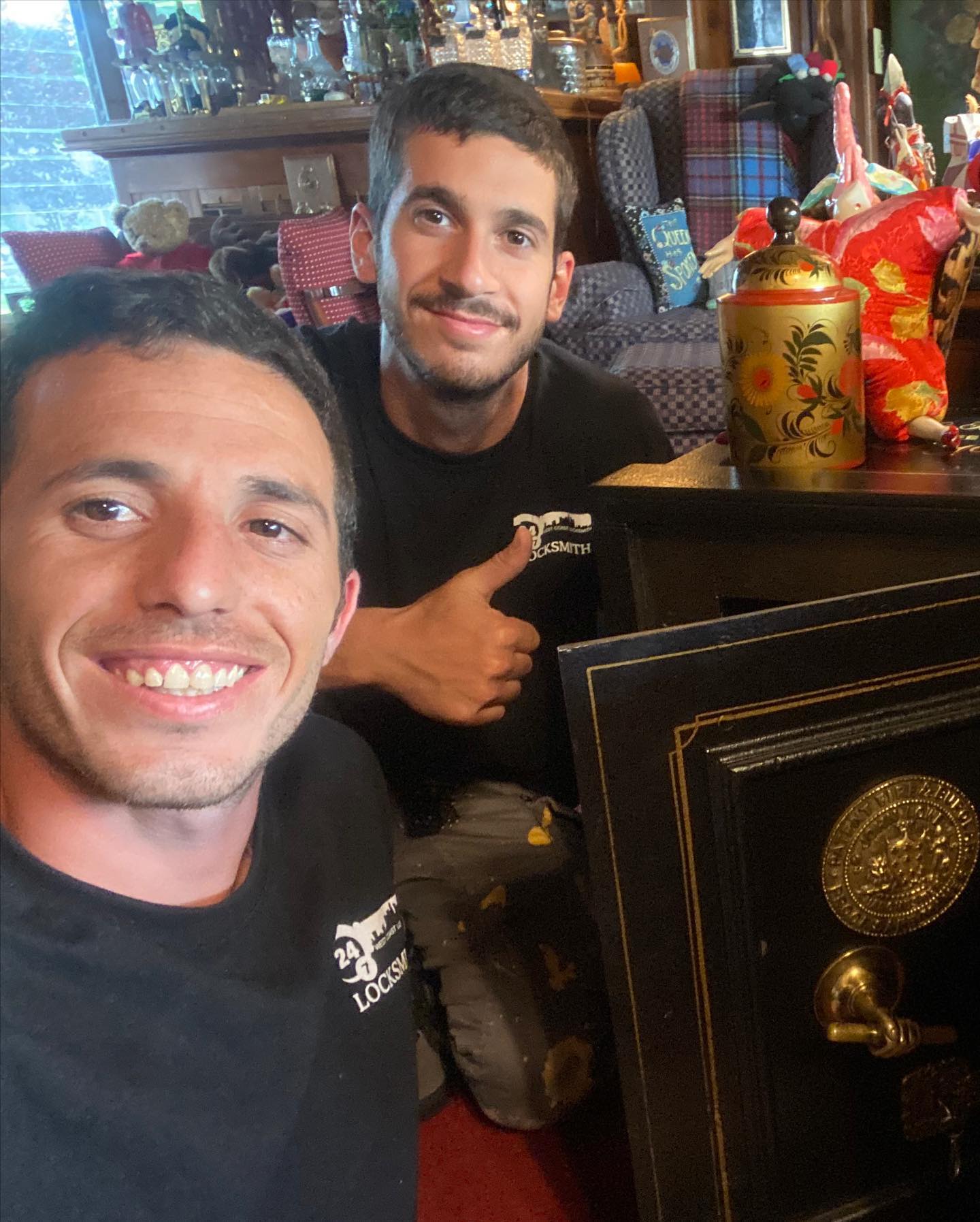 Safe Locksmith Los Angeles, CA West Coast Locksmith Local & Mobile