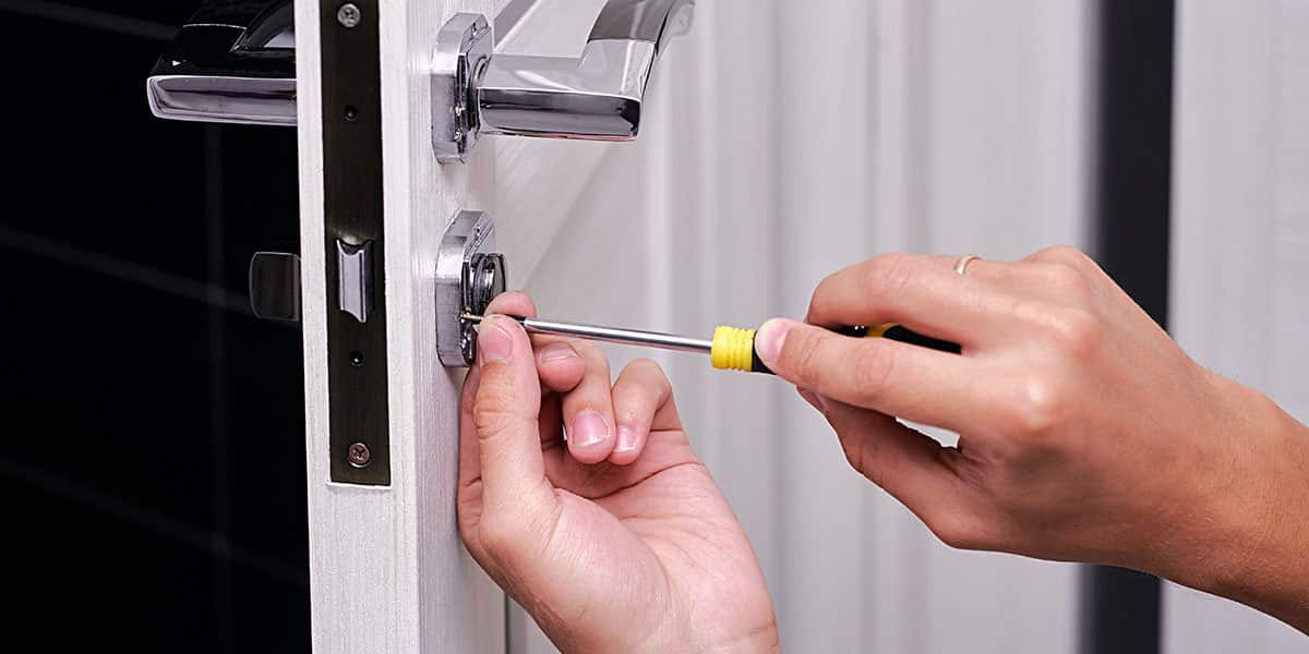 door lock installation